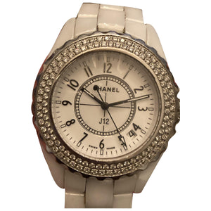 Chanel j12 quartz white ceramic watch