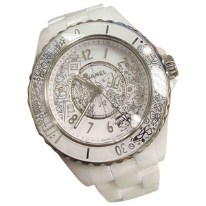 Chanel j12 quartz white ceramic watch