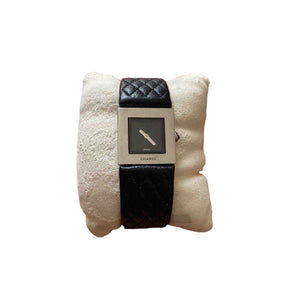 Chanel matelassée silver steel watch