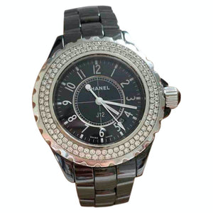 Chanel j12 quartz black ceramic watch
