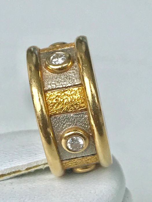 Two-tone ring, 18 ky gold and diamonds - size 54/17.20 mm