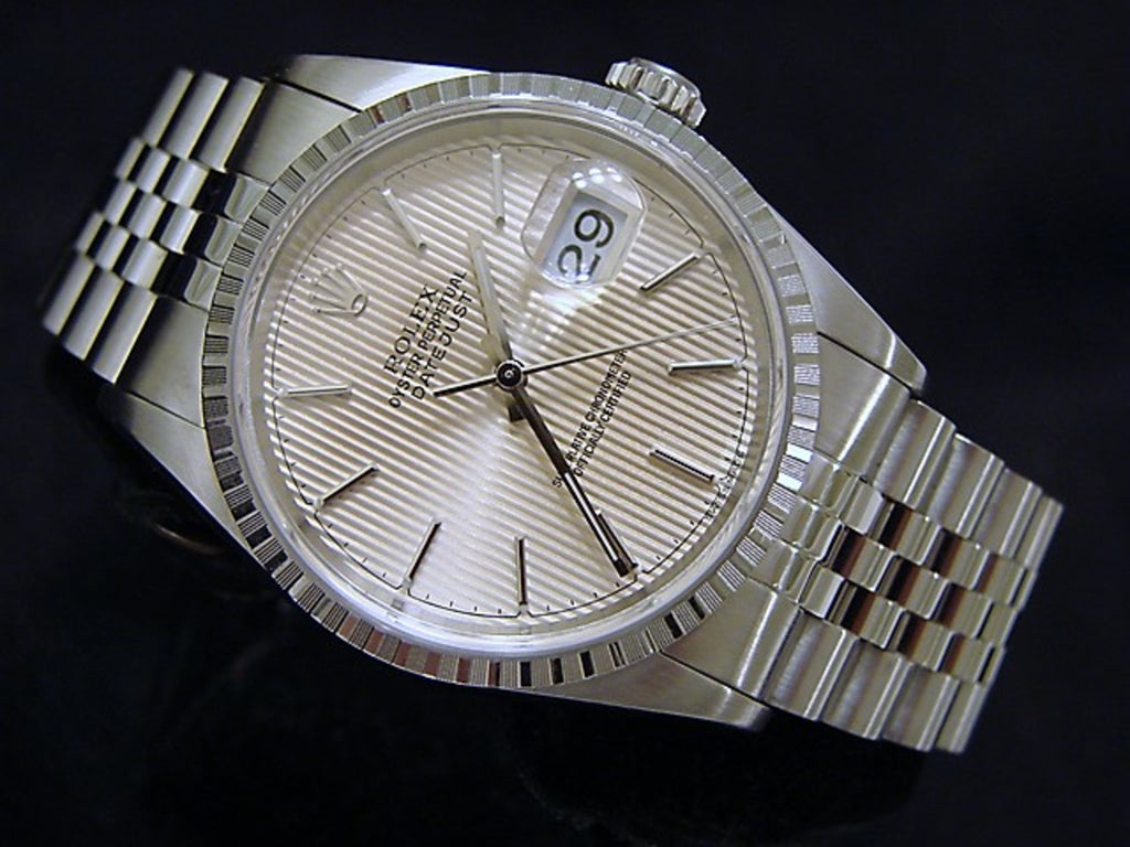 Pre Owned Mens Rolex Stainless Steel Datejust with a Silver Tapestry Dial 16220