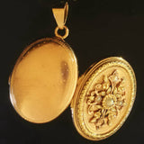 19th century multicolored gold locket