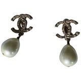 Chanel cc gold metal earrings