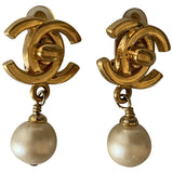Chanel cc gold metal earrings