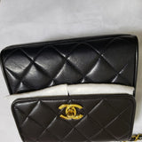 Chanel timeless/classique black leather handbag