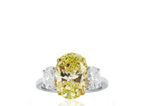 4.55 ct Oval Shaped CanaryFY VS2 Diamond 3 Stone Ring