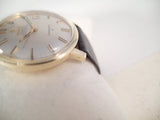 Omega Constellation 18 k solid gold case Omega lizard strap and buckle ref 168.010 cal 564 year 1966 (free shipping worldwide insured with Fedex)