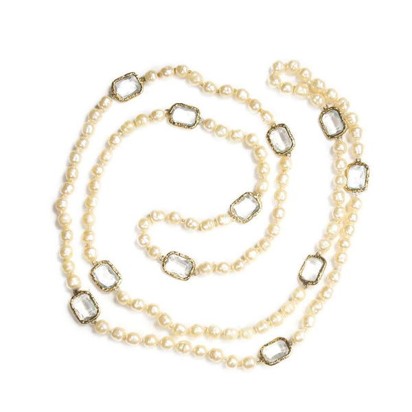 Chanel - Vintage Chicklet Clear Glass Gripoix Necklace – Luxify