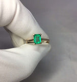 IGI CERTIFIED 1.06ct Vivid Green Colombian Emerald Solitaire Ring 14k Yellow