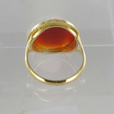 Yellow gold agate cameo ring