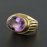 Amethyst ring in yellow gold