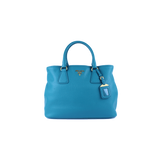 PRADA SHOPPING