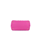 PRADA SHOPPING