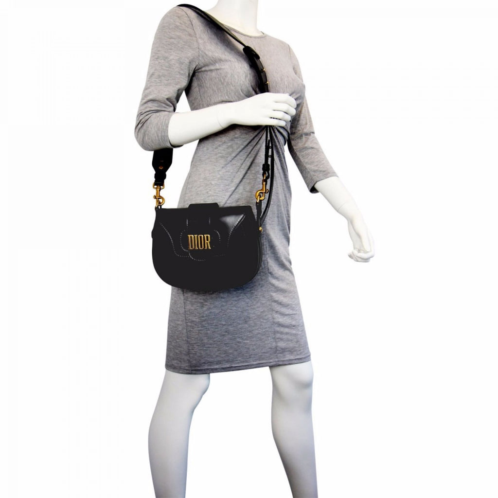 Dior d fence saddle bag deals
