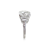 AN ART DECO DIAMOND RING
