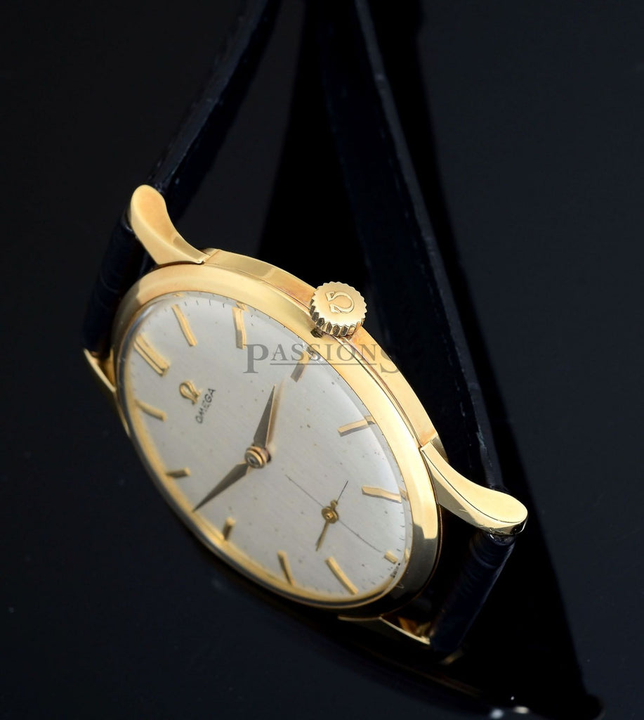 Omega vintage C.1962 35mm with manual winding Caliber 268 in 18KYG