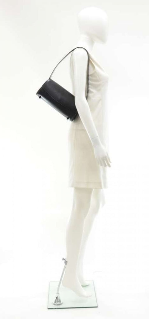 Louis Vuitton Nocturne PM Black Epi Leather Shoulder Bag – Luxify