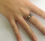 Dalben Diamond Gold Openwork Band Ring