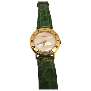 Gucci diamantissima green steel watch