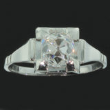 Art Deco engagement ring with diamond