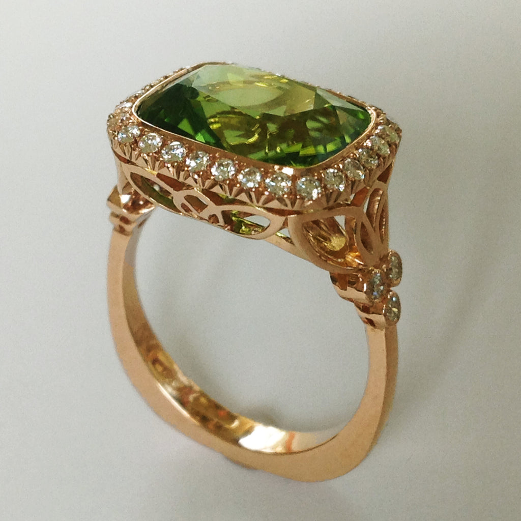 Dalben Peridot Diamond Gold Ring